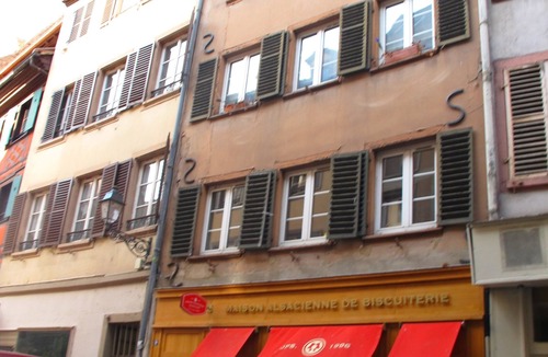 Petite-France Apartment | Budget St Thomas Serruriers, CityCosy-Strasbourg: St Thomas Serruriers