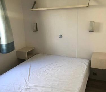 Chateauneuf-de-Galaure House | Bungalow spacieux avec piscine partagée à Châteauneuf-de-Galaure