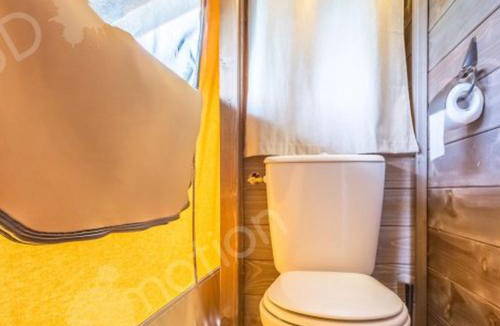 Saint-Point Other | Bungalow toilé, animaux acceptés - 5 pers. - API-1-52-2781