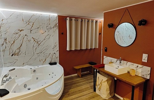 Montchanin Apartment | Burgundy Escape Apartment Romanticism, Well-being, Serenity in Burgundy