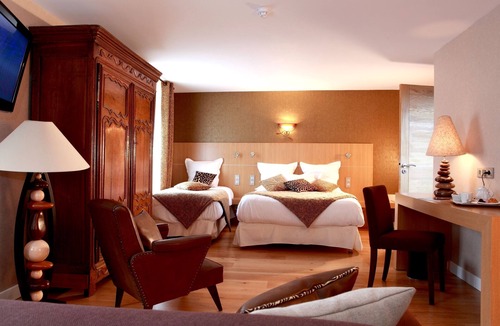 Rouvres-en-Xaintois Hotel | Burnel et la Clé des Champs