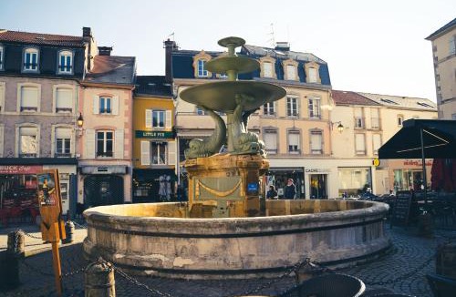 Plombieres-les-Bains Hotel | Céline hôtel le miridan