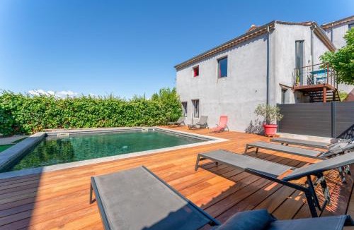 Rasteau House | Côté cour - 9 personnes