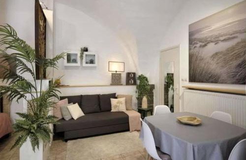 Aubiere Apartment | Côté Jardin - Studio voûté by PRIM0 C0NCIERGERIE