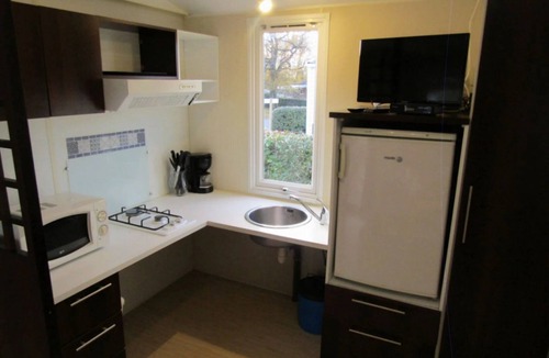 Saint-Christophe-du-Ligneron House | Camping 4 étoiles - Piscine - ccbg0fb
