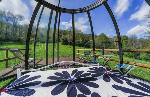 Montoulieu Cabin | Cabin 'Nuit Insolite En Dôme Vitré' with Mountain View, Private Terrace and Shared Garden