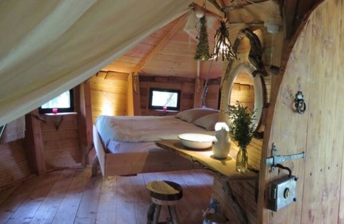 Nans-sous-Sainte-Anne Cabin | Cabin perched near a river, ideal for enjoying nature as a couple
