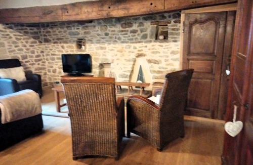Castelnau-de-Mandailles House | Calm and authentic Bon'Auberg, a place to recharge your batteries in the midst of unspoilt nature