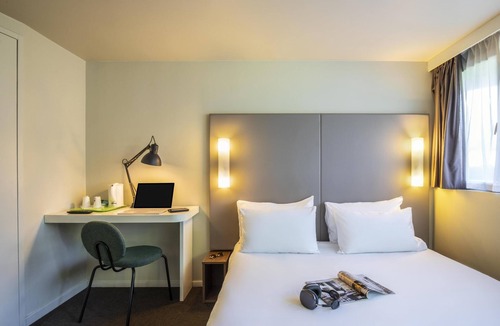 Pontarlier Hotel | Campanile Pontarlier