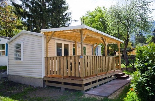 Aigueblanche House | Camping 3 étoiles - Piscine - ccbbhdh
