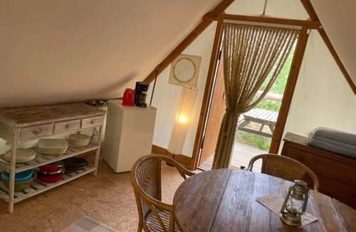 Plats House | Camping 3 étoiles - Piscine - ccbgbbi