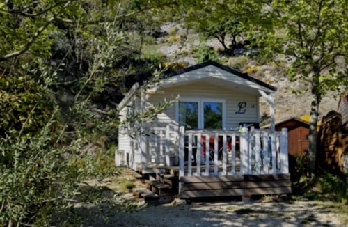 Venterol House | Camping 4 étoiles - Piscine - ccbgfcc