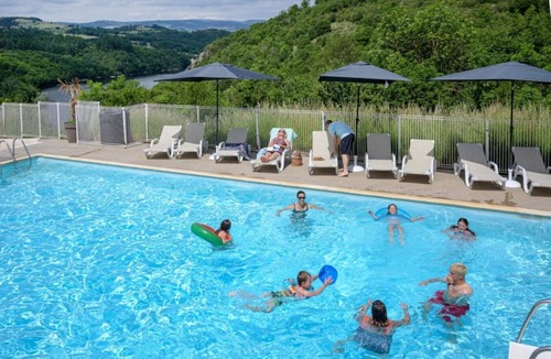 Cordelle House | Camping 4 étoiles - Piscine - ccbgeai