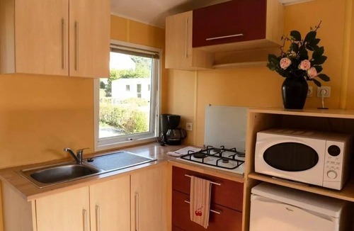 Saint-Honore-les-Bains House | Camping des Bains * - Mobilhome 2 bedrooms 2 to 4 people - 2 pers. included in the tariff
