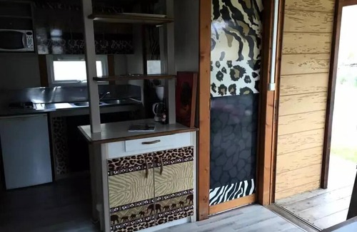 Ornans House | Camping Ecologique la Roche d'Ully* - Cottage Gabelou 3 Rooms 4 People