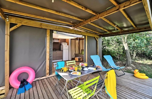 Anneyron House | Camping Flower la Châtaigneraie* - 2-room Maori Lodge tent for 2/4 people Without sanitary facilities