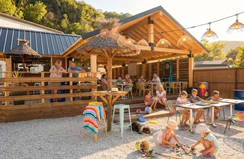 Tournon-sur-Rhone Hotel | Camping Hôtel Maui