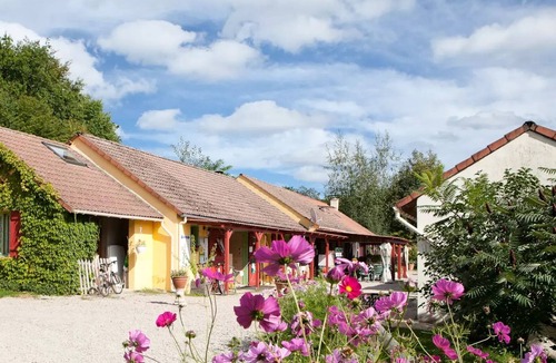 Saint-Leger-de-Fougeret House | Camping LA FOUGERAIE * - Stilt cocoon for 2 people