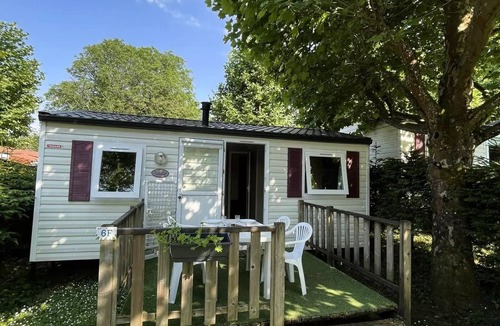 Ornans House | Camping le Chanet * - Mobil home standard ALESIA 2 rooms in the shade 4 people