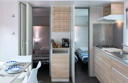 Saint-Maurice-d'Ibie House | Camping Le Sous Bois * - Mobile home Premium 4 rooms 6 people Air-conditioned