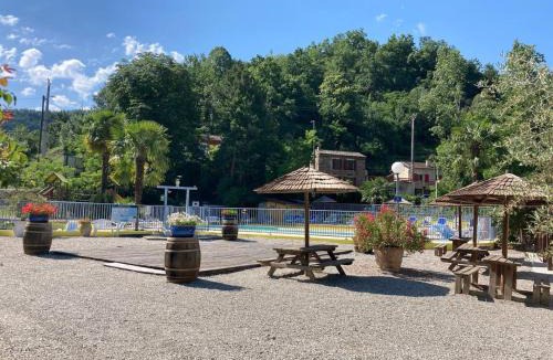 Tournon-sur-Rhone Other | CAMPING YOUPENDI