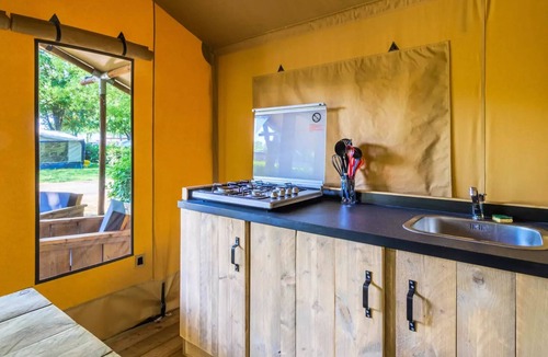 Vaivre-et-Montoille House | Campsite of Vesoul* - Slow Lodge 3 rooms 5 people without toilets