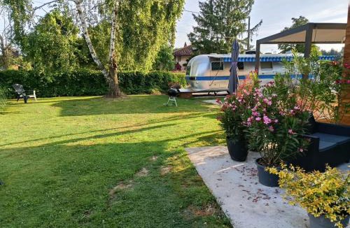 Mantenay-Montlin Bed & Breakfast | caravane airstream mantenay