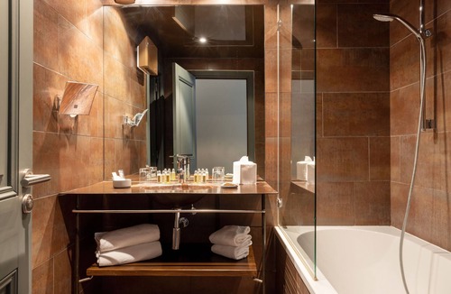 Arbois Hotel | Carmel1643