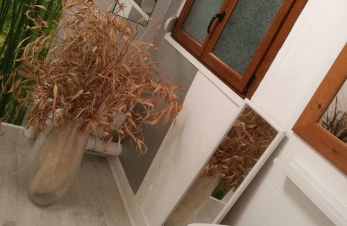 Villevieux Apartment | Casa Cozy Jurassian