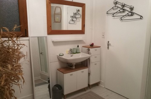 Villevieux Apartment | Casa Cozy Jurassian