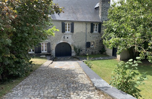 Guchan House | Casa Dartos: A large old village house, very quiet and cosy.