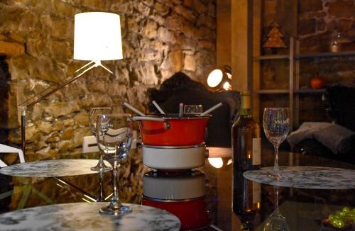 Arbois Apartment | Caveau Contemporain KV'O37