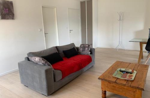 La Begude-de-Mazenc Apartment | Château Emile Loubet - appartement Maréchal Foch