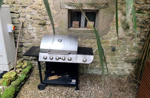 Druyes-les-Belles-Fontaines Other | Charming farmhouse with WiFi in Druyes-les-Belles-Fontaines
