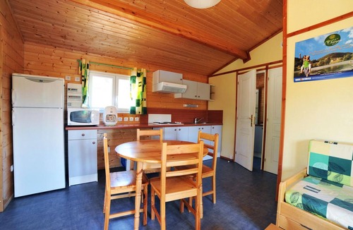 Saint-Donat-sur-l'Herbasse Ski Chalet | Chalet for 6 people with terrace at Domaine du Lac de Champos