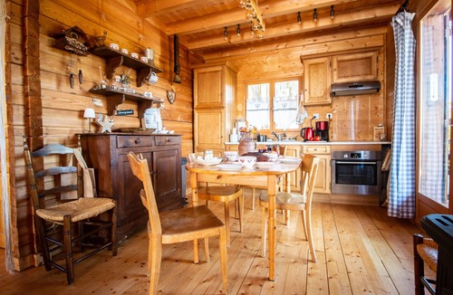 Saint-Laurent-en-Grandvaux Ski Chalet | Chalet du Bois Joli - Two Bedroom Chalet, Sleeps 6