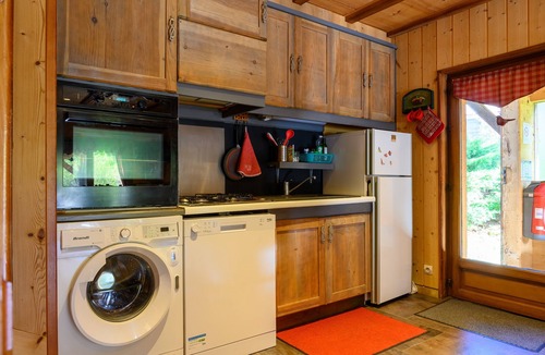 Saint-Maurice-sur-Moselle Ski Chalet | Chalet "Myrtilles" with Mountain View, Private Terrace and Wi-Fi