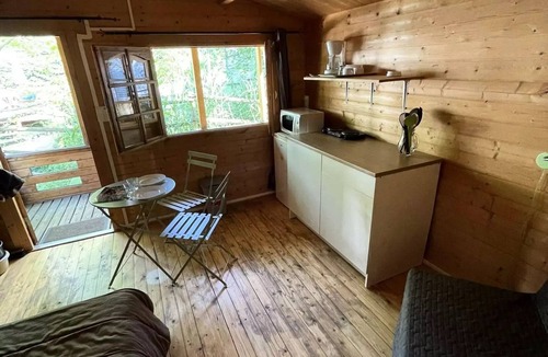 Ornans Ski Chalet | Chalet 12? - single room - without bathroom 2 persons