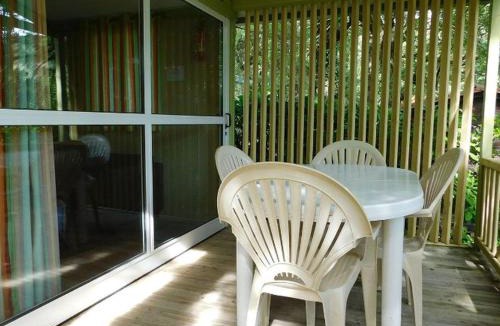 Vesseaux Other | Chalet accueillant avec animaux - 2 pers. - API-1-52-2857