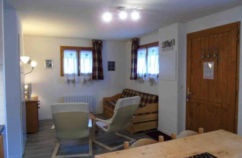 Valfrejus Apartment | Chalet Arrondaz - 3 Pièces pour 6 Personnes MAE-8924