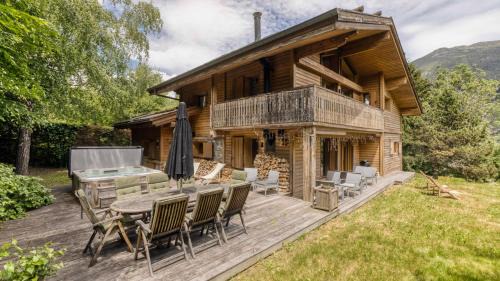 Les Houches Ski Chalet | Chalet Birdie avec Mazot