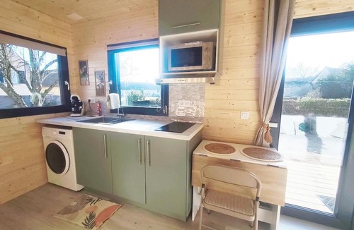 Saint-Ambreuil Apartment | chalet bohème au calme