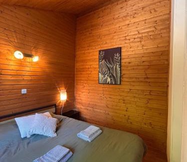 Uxelles House | Chalet bois 6 personnes