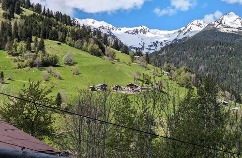 Beaufort Ski Chalet | Chalet - CHALET Nature - 10 pers. Perfect with family or friends - 4 bedrooms