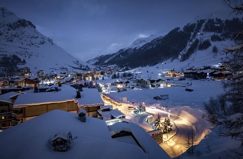 Val-d'Isere Ski Chalet | Chalet CRISTAL A, Val d'Isère on skis