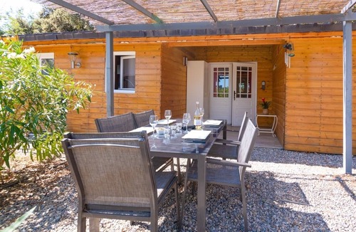 Suze-la-Rousse Ski Chalet | Chalet de charme au coeur de la Provence