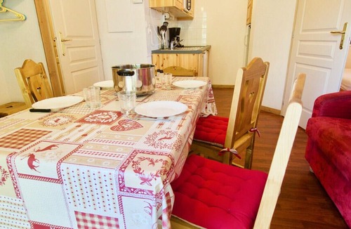 Valfrejus House | Chalet De Florence - 2 Rooms for 6 People