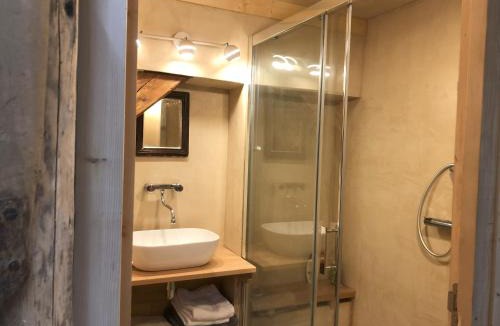 La Lechere Ski Chalet | chalet de l'eau rousse