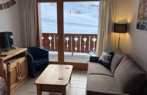 Montalbert Apartment | Chalet de Montalbert 25C, 4-6 pers, ski in ski out