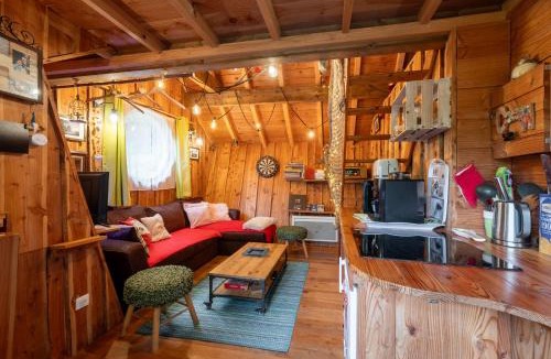 Epinal Ski Chalet | Chalet des amoureux pêche et rando